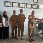Diskusi Dampak Karhutla bagi Lingkungan Sekolah dan Pemberian Masker